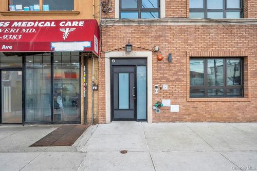 125-11 101st Ave, South Richmond Hill, NY, 11419-1448 | Card Image