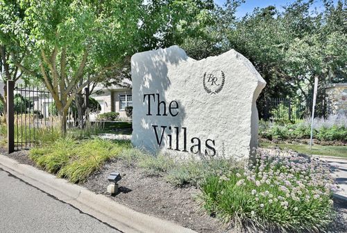 3960 Willow View Dr, Lake In The Hills, IL, 60156-4675 | Card Image