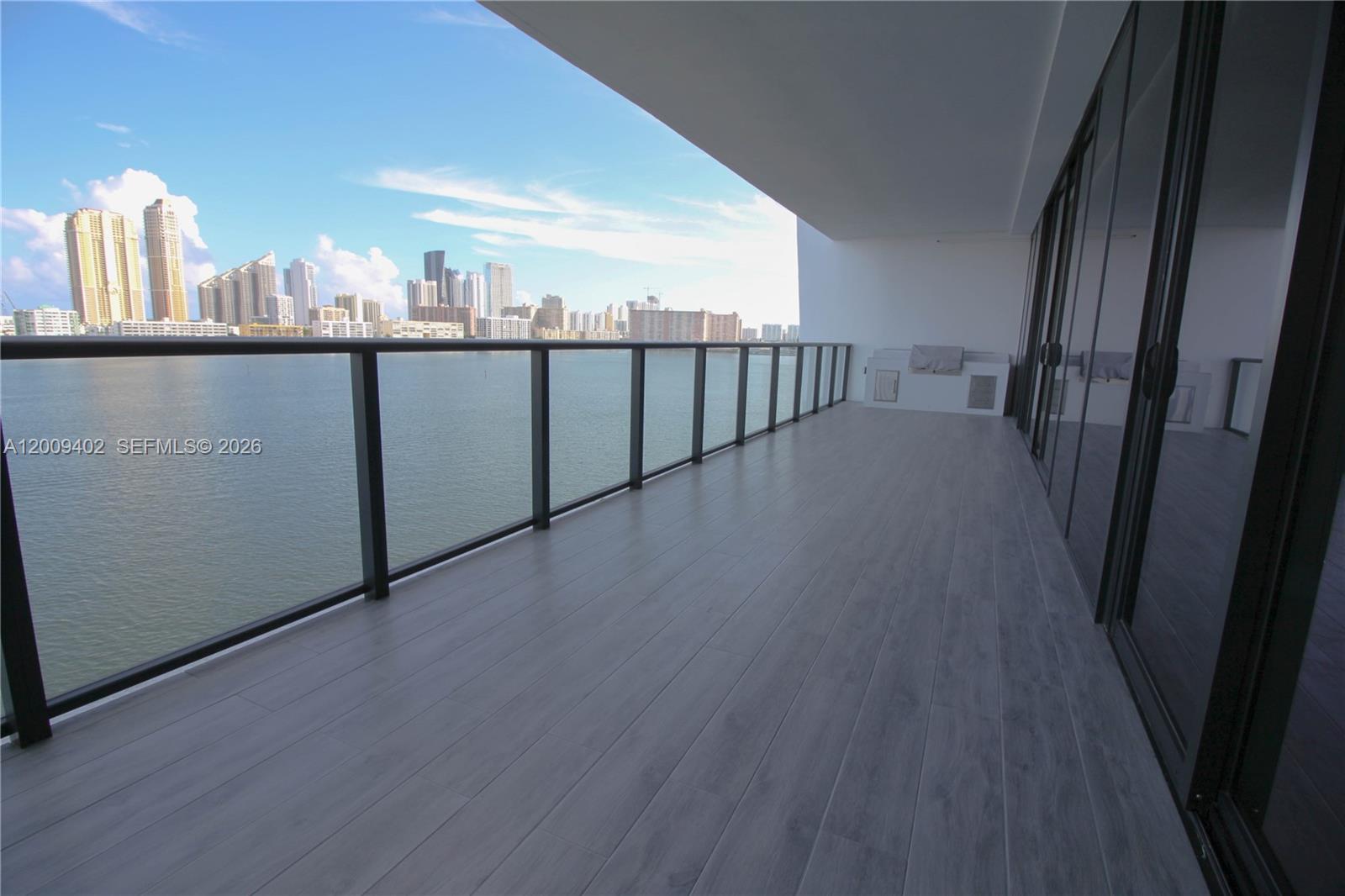 Residential Lease in Aventura 5