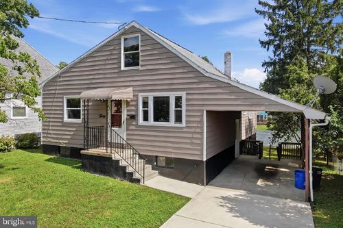 30 Glover Ave, MOUNT EPHRAIM, NJ, 08059-2105 | Card Image