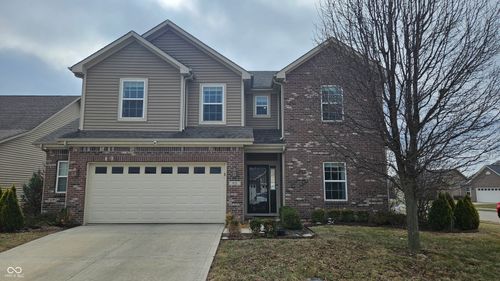 921 Adena Ln, Westfield, IN, 46074-7848 | Card Image