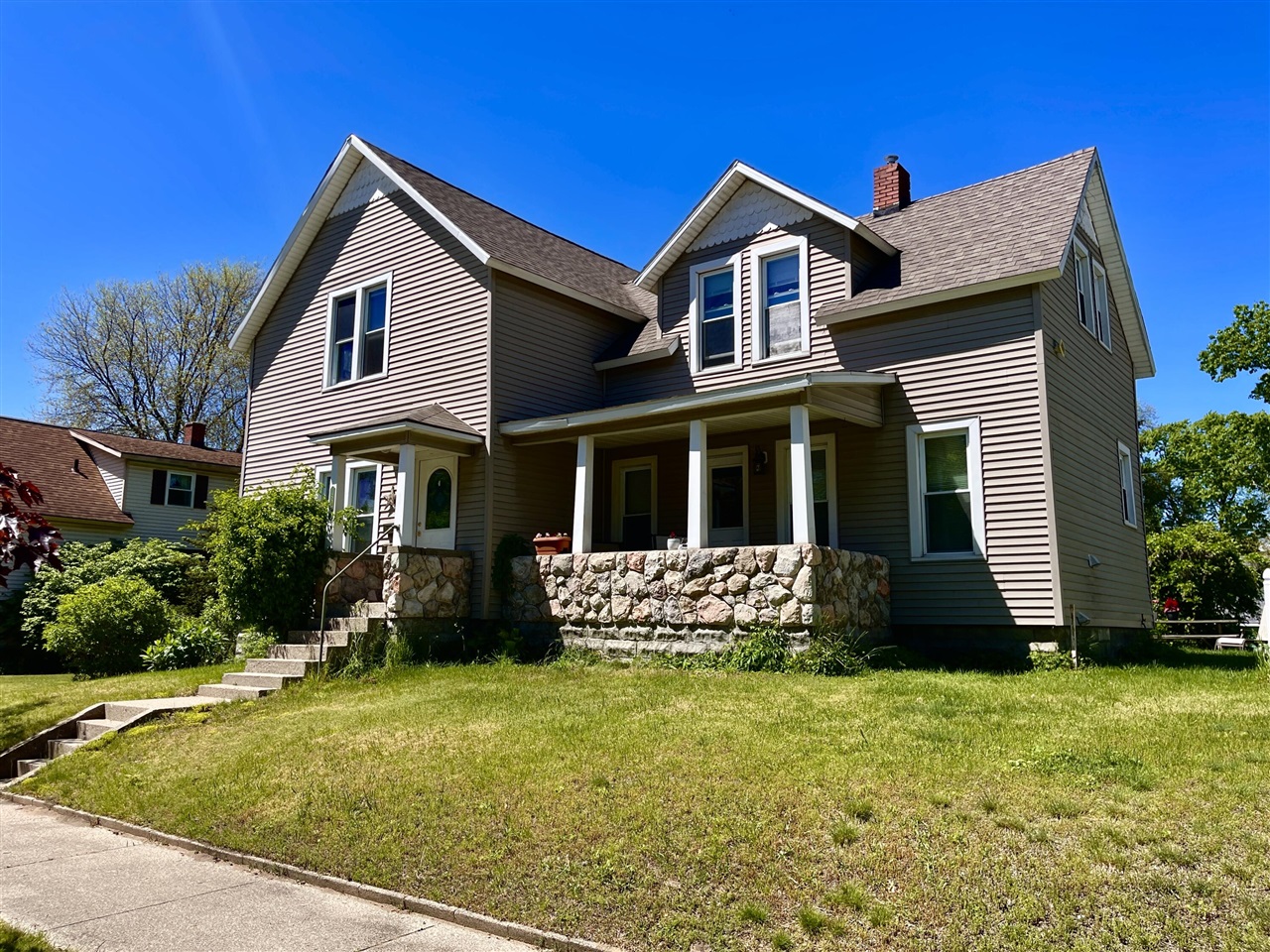 Foster St, Ludington, MI 49431