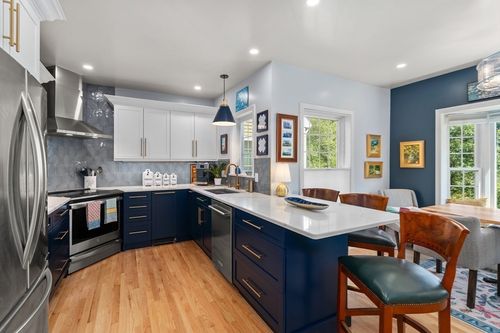 34-34 Martingale Ln, Andover, MA, 01810-2571 | Card Image