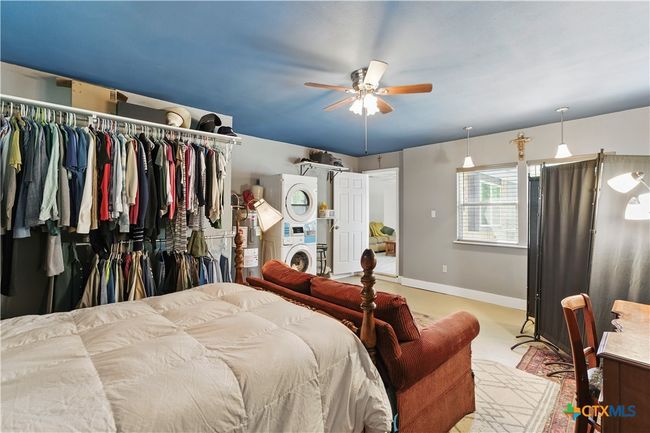 226 Gruene Rd, House other with 3 bedrooms, 2 bathrooms and null parking in New Braunfels TX | Image 13