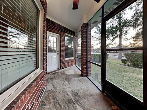 18407 Bluewater Cove Dr, Humble, TX, 77346-6043 | Card Image