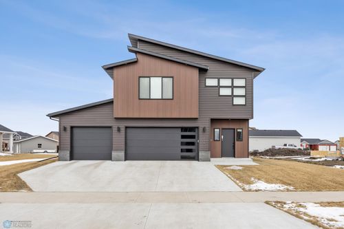 1214 26th Avenue W, West Fargo, ND, 58078 | Card Image