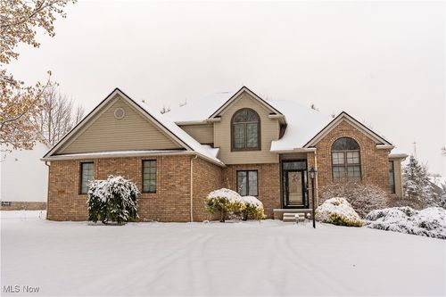 5131 Bayside Lake Blvd, Stow, OH, 44224-6044 | Card Image