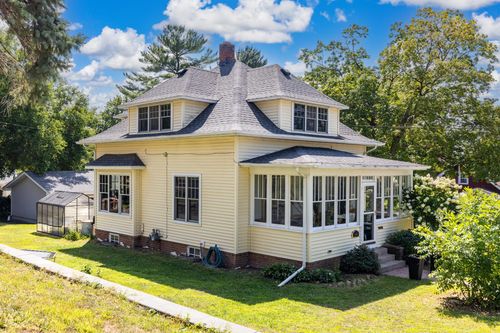 115 Mill St E, Cannon Falls, MN, 55009-2127 | Card Image