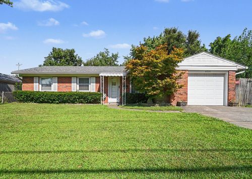 6820 Butler Warren Rd, Mason, OH, 45040-1005 | Card Image