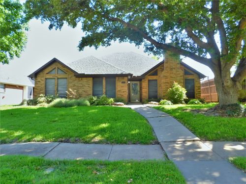 2105 Sonata Ln, Carrollton, TX, 75007-2224 | Card Image