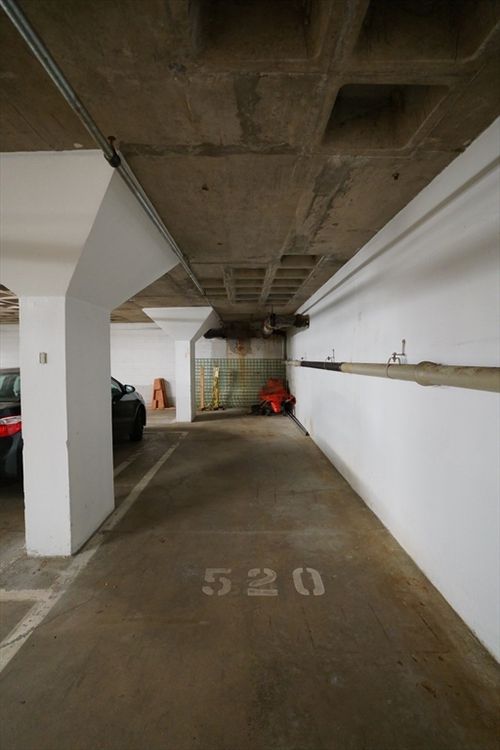 9 Hawthorne Pl Pkg 520, Boston, MA, 02114 | Card Image