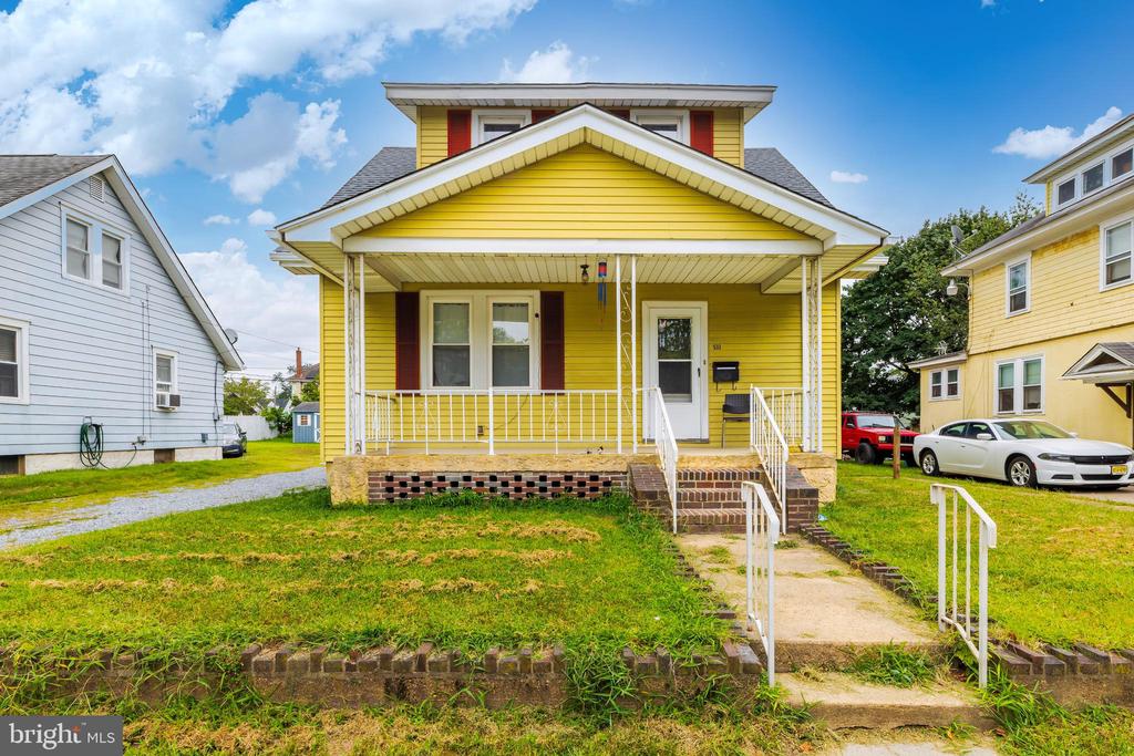Greenwich Ave, Paulsboro, NJ 08066