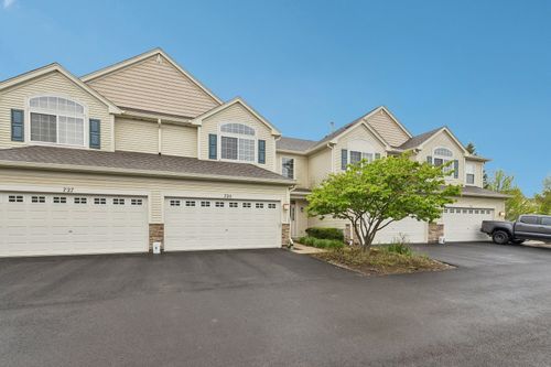 725 S Jade Ln, Round Lake, IL, 60073-8165 | Card Image