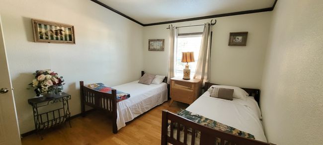 Secondary bedroom | Image 11