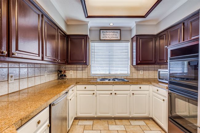 2332 Heatherwoods Way, House other with 3 bedrooms, 3 bathrooms and null parking in Carrollton TX | Image 19