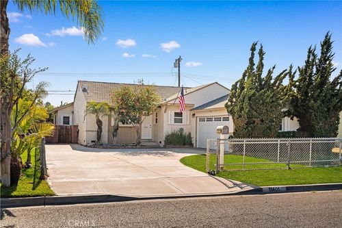 11401 Kathy Ln, Garden Grove, CA, 92840-1716 | Card Image