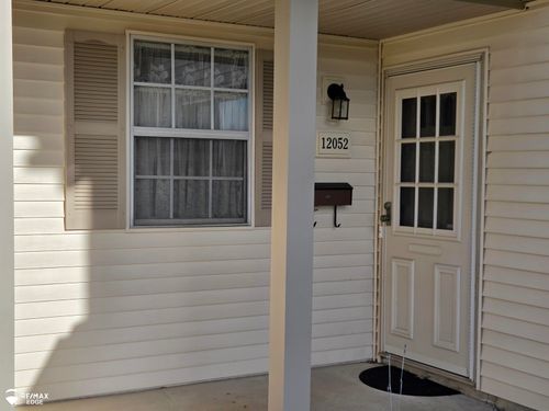 12052 Juniper Way, Grand Blanc, MI, 48439-1714 | Card Image