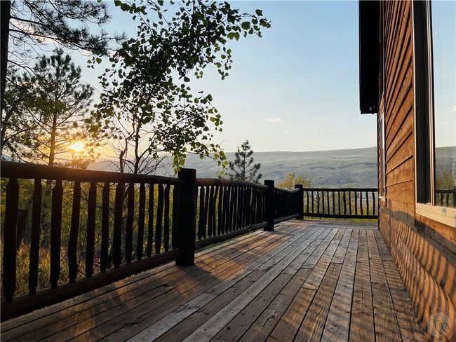 Deck | Image 11