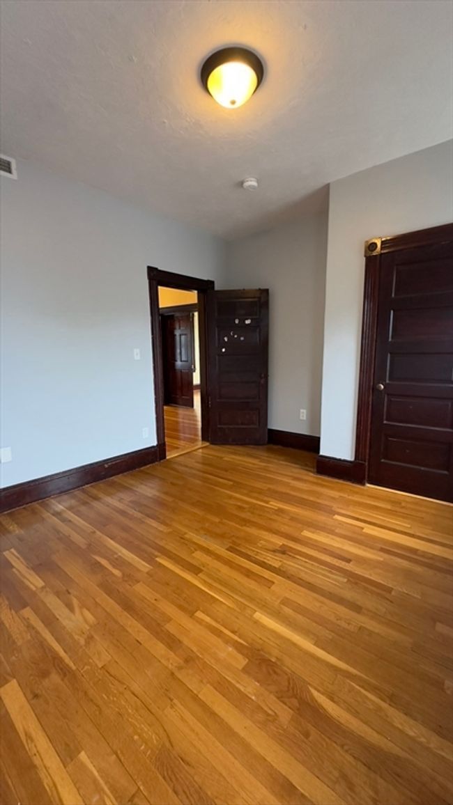 APT-3 - 239 Forest Ave, Condo with 3 bedrooms, 1 bathrooms and 2 parking in Brockton MA | Image 14
