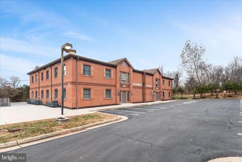 203-10521 Crestwood Dr, Manassas, VA, 20109-4421 | Card Image
