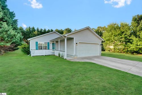23 Becky Gibson Rd, Greer, SC, 29651-5208 | Card Image