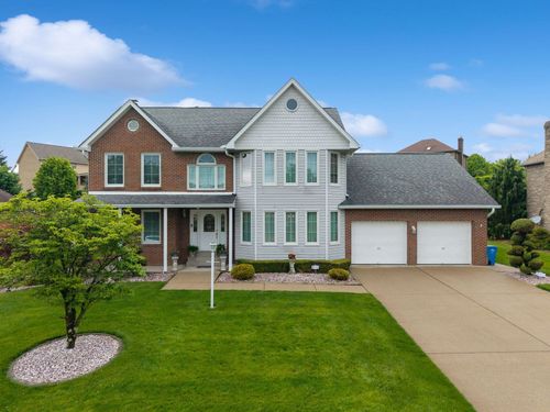 9470 Pembroke Cir, North Huntingdon, PA, 15642-5614 | Card Image