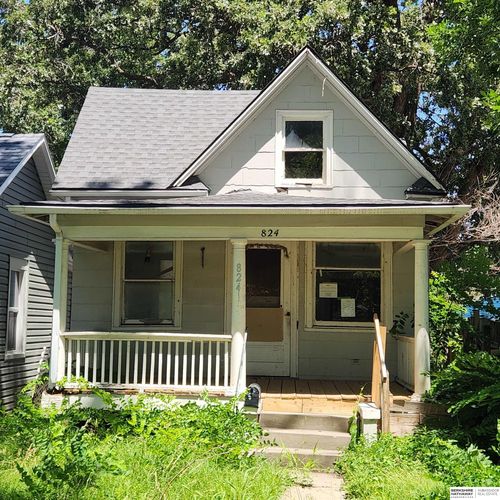 824 B Street, Lincoln, NE, 68502 | Card Image