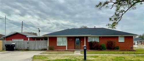 10002 Claiborne St, Violet, LA, 70092-4136 | Card Image