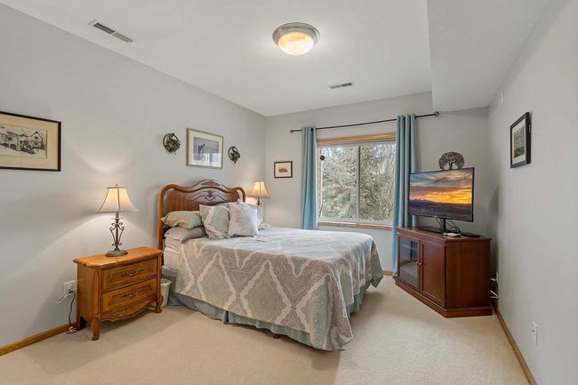 There are two bedrooms on the lower level. | Image 23
