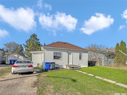 121 Allan Ave, Churchbridge, SK, S0A2A0 | Card Image