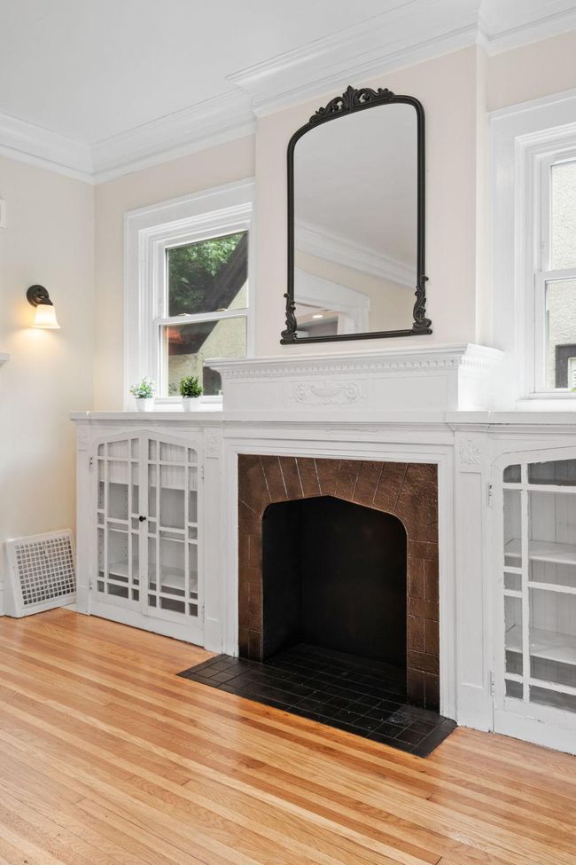 Built-ins w/wood burning fireplace | Image 4