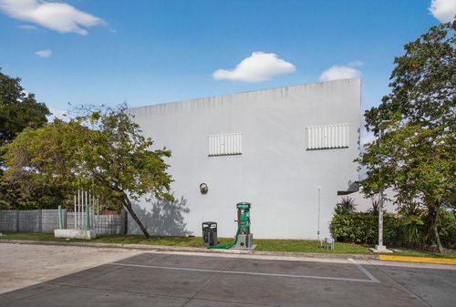 513 N State Road 7, Margate, FL, 33063-4562 | Card Image