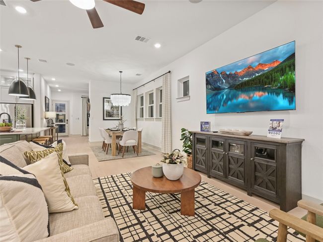 Family Room | Image 7