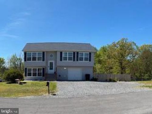 108 Acoustic Dr, MARTINSBURG, WV, 25404-7310 | Card Image