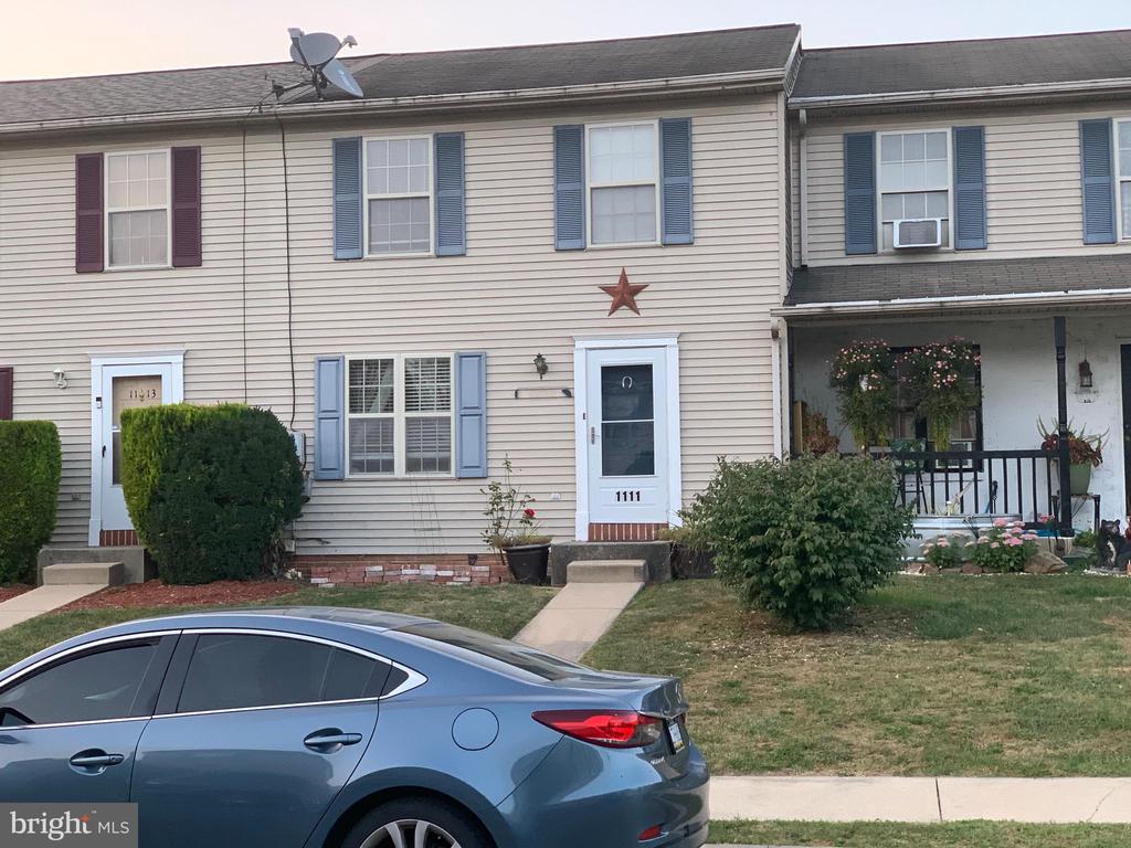 Meily St, Lebanon, PA 17046
