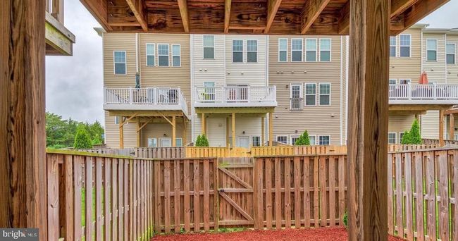 21783 Harroun Ter, Townhouse with 4 bedrooms, 4 bathrooms and null parking in ASHBURN VA | Image 19