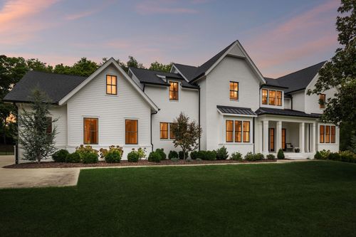 5116 Williamsburg Rd, Brentwood, TN, 37027-5113 | Card Image