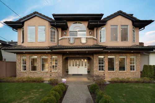 7622 2nd St, Burnaby, BC, V3N3R8 | Card Image