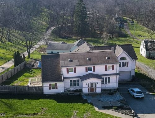 1378 Robbins Station Rd, North Huntingdon, PA, 15642-2911 | Card Image