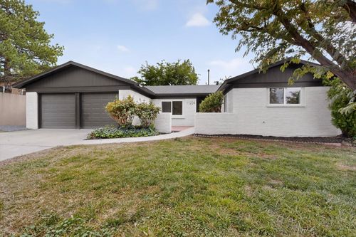 11224 Nassau Dr, Albuquerque, NM, 87111-2655 | Card Image