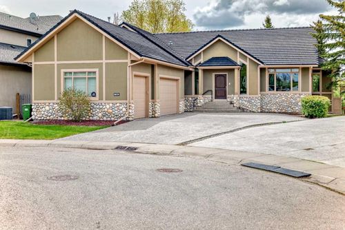 94 Aspen Ridge Way Sw, Calgary, AB, T3H5M2 | Card Image