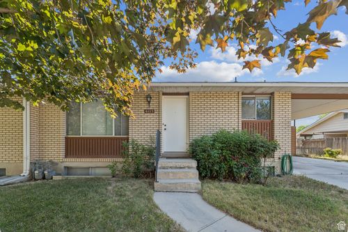6113 S Vineway Cir, Salt Lake City, UT, 84121-1946 | Card Image