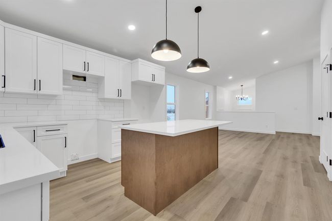 11455 107 Ave, House detached with 5 bedrooms, 3 bathrooms and 5 parking in Grande Prairie AB | Image 8