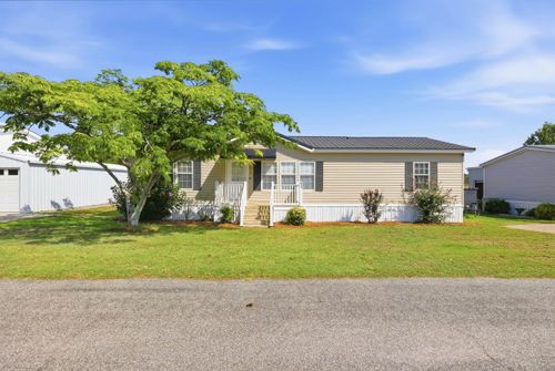 811 Waterway Dr, North Myrtle Beach, SC, 29582-2877 | Card Image