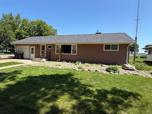 122 3rd St E, Morgan, MN, 56266-1413 | Card Image