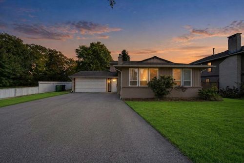 10180 Cornerbrook Cres, Richmond, BC, V7E4H4 | Card Image