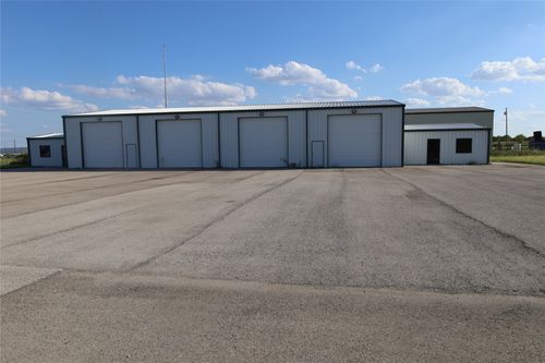 4017 Windmill Rd, Cleburne, TX, 76033 | Card Image