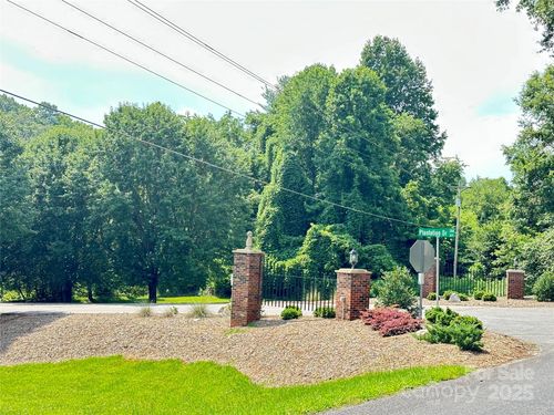 40-and-41-00 Plantation Dr, Marion, NC, 28752 | Card Image