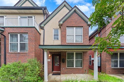 2013 W 58th St, Cleveland, OH, 44102-3270 | Card Image