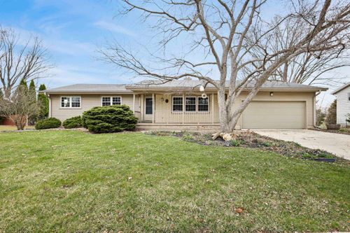 120 Walmar Dr, SUN PRAIRIE, WI, 53590-1727 | Card Image